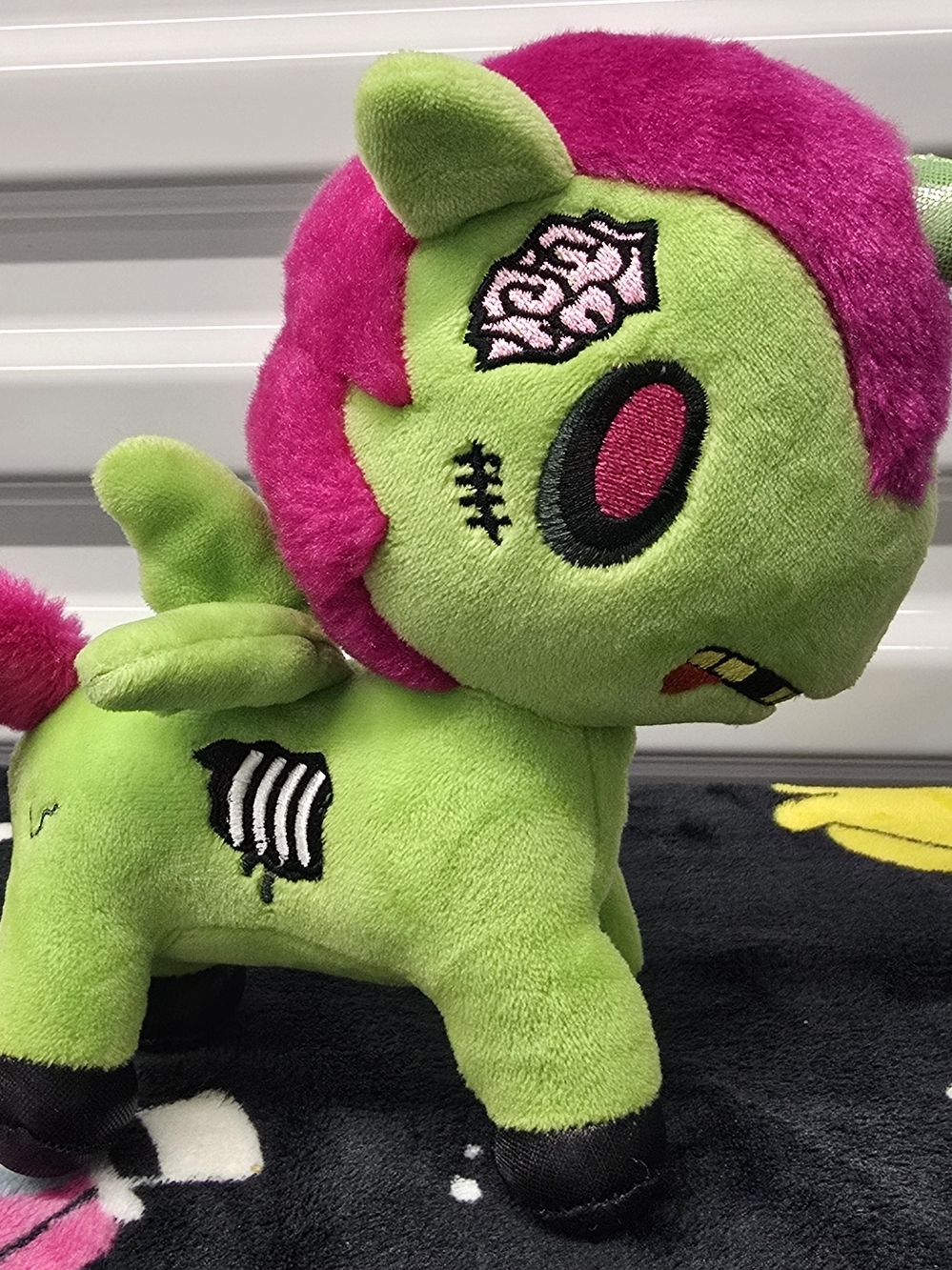 Tokidoki Milo Zombie Unicorno Series 3 Plush - Picture 3 of 5